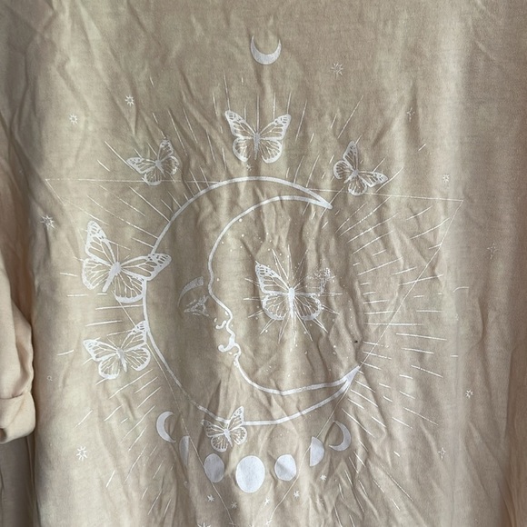 Grayson Threads Graphic T-shirt - Picture 3 of 5